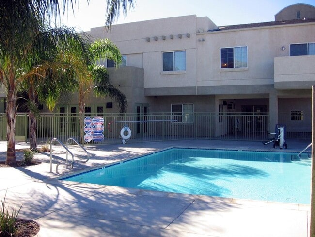 Towne Crest Apartments