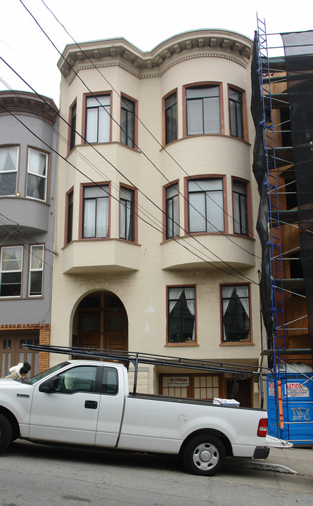 862-866 Vallejo St in San Francisco, CA - Building Photo