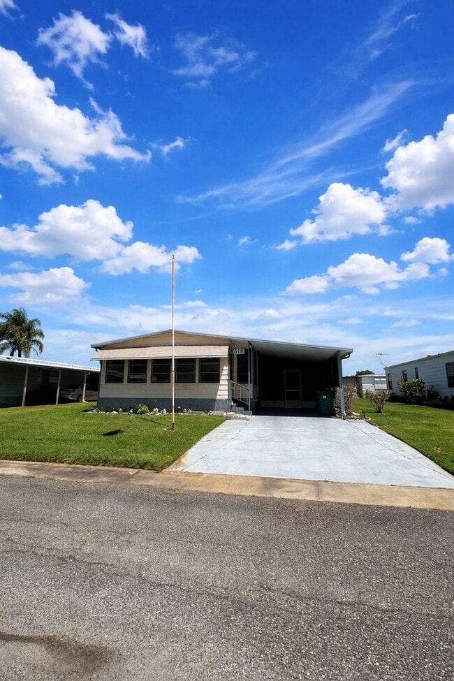 property at 515 Jennifer Cir