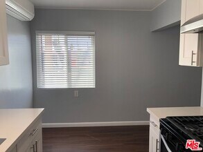 2804 Workman St-Unit -4 in Los Angeles, CA - Building Photo - Building Photo