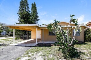 1201 NE 39th St in Pompano Beach, FL - Building Photo