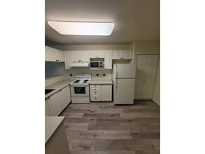 13670-13684 1 in Surrey, BC - Building Photo - Building Photo