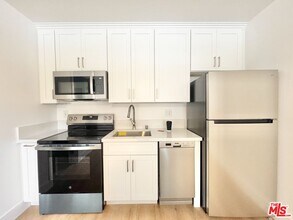 3522 Bellevue Ave in Los Angeles, CA - Building Photo - Building Photo