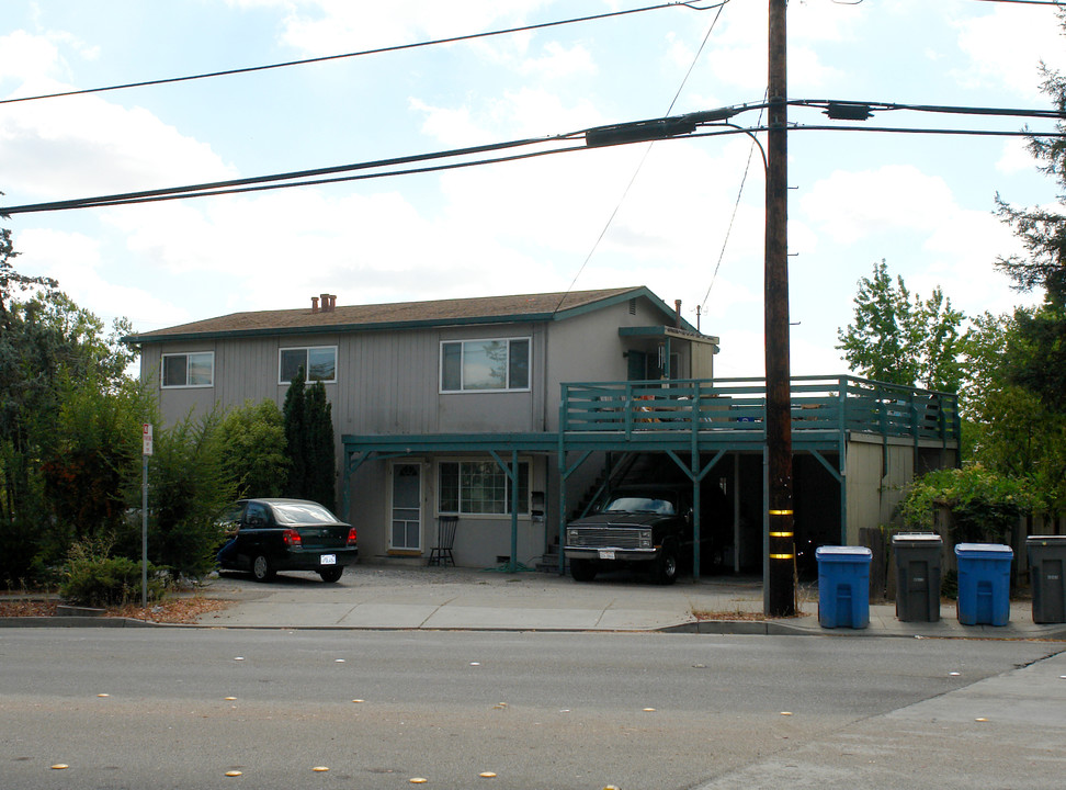 6030-6032 Montecito Blvd in Santa Rosa, CA - Building Photo