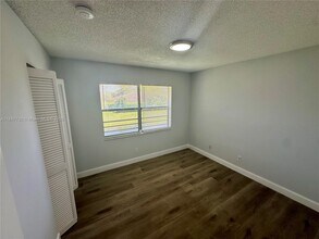 10722 Royal Palm Blvd in Coral Springs, FL - Building Photo - Building Photo