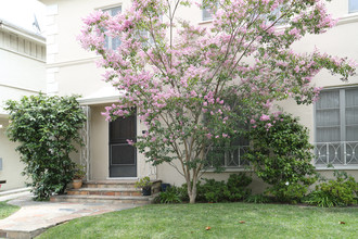 356-358 S Doheny Dr in Beverly Hills, CA - Building Photo - Building Photo