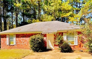 114 Kadens Kove in Magee, MS - Building Photo