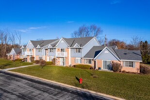 Shady Lane Apartments in Menomonee Falls, WI - Building Photo