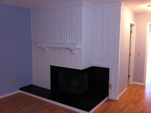 299 Summerwalk Circle, Unit 299 SW in Chapel Hill, NC - Building Photo - Building Photo