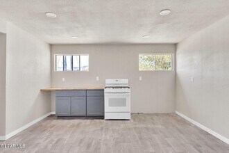 8827 Mt Elbert Dr in El Paso, TX - Building Photo - Building Photo