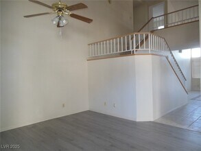 2047 Angel Falls Dr in Henderson, NV - Building Photo - Building Photo