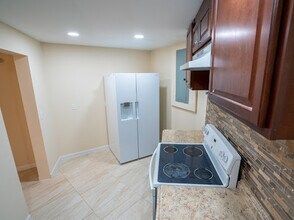 2910 Ritchie Marlboro Rd in Upper Marlboro, MD - Building Photo - Building Photo