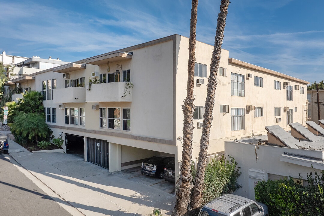 940 Hancock Ave in West Hollywood, CA - Foto de edificio