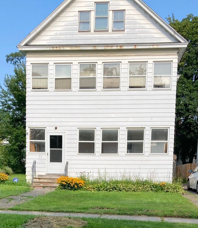 63 Hollywood Ave Apartments and Nearby Albany Apartments For Rent