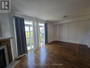 72 CASTLE GLEN Crescent in Ottawa, ON - Building Photo - Building Photo