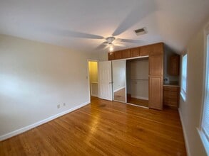 631 N Nelson St in Arlington, VA - Building Photo - Building Photo