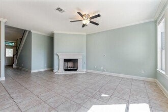 18617 Dry Pond Dr in Pflugerville, TX - Foto de edificio - Building Photo