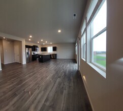 1152 SW Pendleton Way in Port Orchard, WA - Building Photo - Building Photo