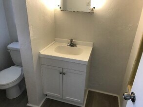 2745 Kapiolani Blvd in Honolulu, HI - Building Photo - Building Photo