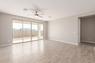1275 E Jahns Dr in Casa Grande, AZ - Building Photo - Building Photo