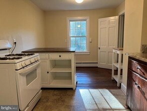 3236 Ashby Glen Ln in Marshall, VA - Building Photo - Building Photo