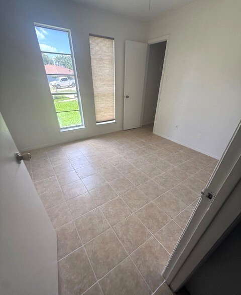 10303 Paintbrush Ln in Sugar Land, TX - Building Photo - Building Photo