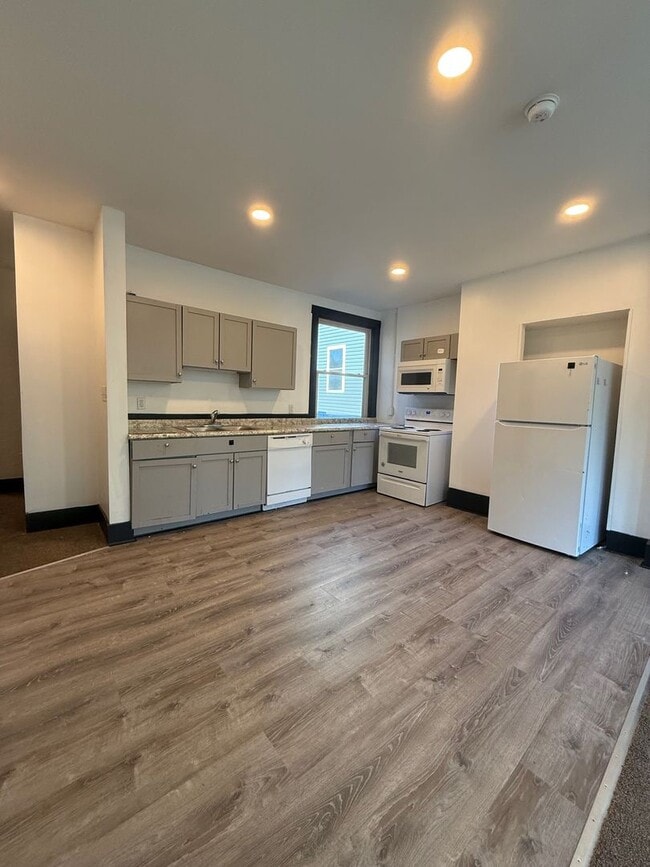 3925 Perrysville Ave in Pittsburgh, PA - Building Photo - Building Photo