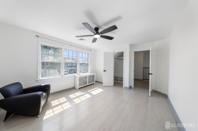 25 Milos Way in Port Reading, NJ - Building Photo - Building Photo
