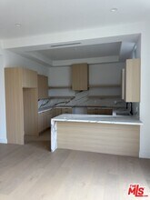 3846 Bentley Ave in Culver City, CA - Foto de edificio - Building Photo