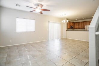 7756 Vestibule Ct in Las Vegas, NV - Building Photo - Building Photo
