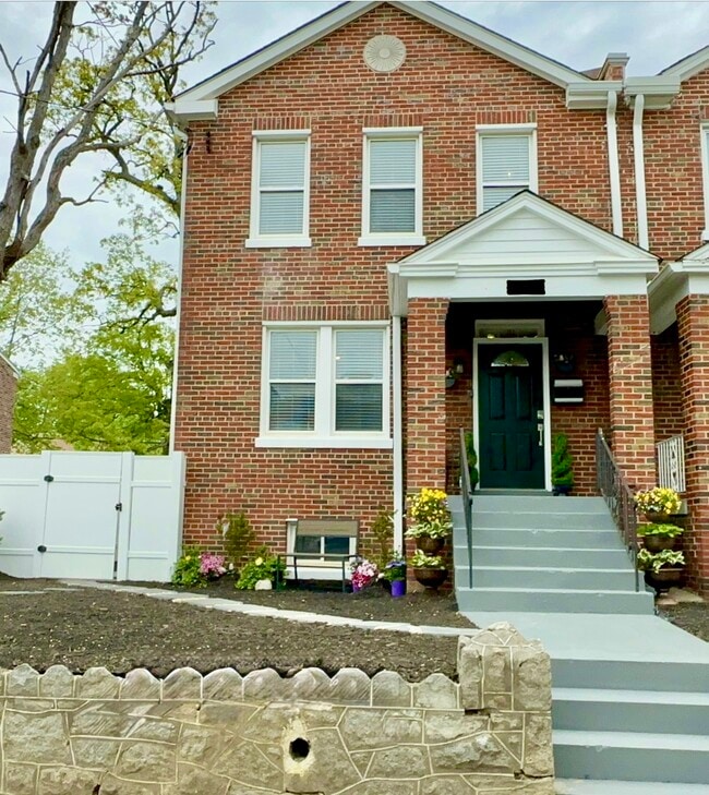 512 Mellon St SE in Washington, DC - Building Photo - Building Photo