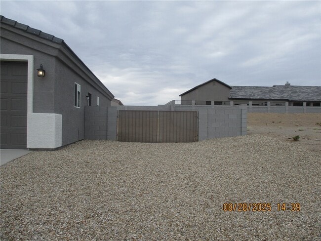 6194 S Pawnee Ct in Fort Mohave, AZ - Building Photo - Building Photo