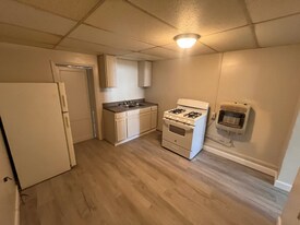 3216 32nd St in Nitro, WV - Building Photo