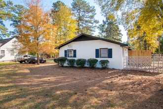 106 Fidelity St in Carrboro, NC - Building Photo - Building Photo