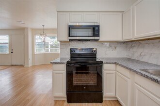 3514 Quail Meadow Dr in Missouri City, TX - Building Photo - Building Photo