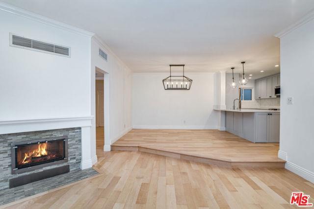 property at 11820 Mayfield Ave