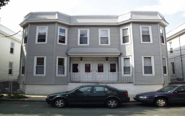 24 Portsmouth St in Cambridge, MA - Building Photo