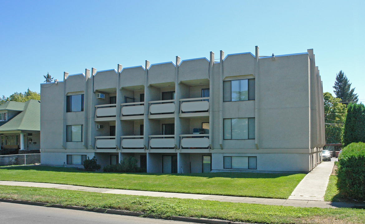 508 E Nora Ave in Spokane, WA - Foto de edificio