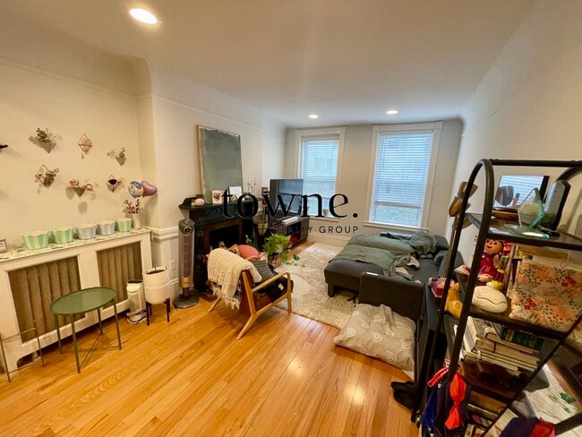 119 Saint Botolph St, Unit 4 in Boston, MA - Building Photo - Building Photo