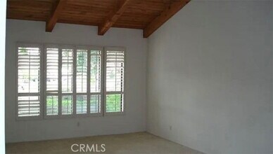 9201 Paso Robles Ave in Los Angeles, CA - Building Photo - Building Photo