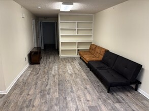 9123 W Cedar Dr in Lakewood, CO - Building Photo - Building Photo
