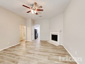 1214 Crooked Creek Ct in Midlothian, TX - Building Photo - Building Photo