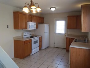 1355 E Norton Rd in Springfield, MO - Building Photo - Building Photo