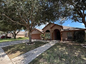 2304 Brazos Ave in McAllen, TX - Building Photo - Building Photo