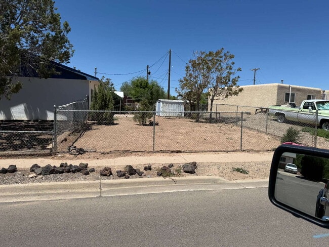 5104 Kayenta Dr in Farmington, NM - Building Photo - Building Photo