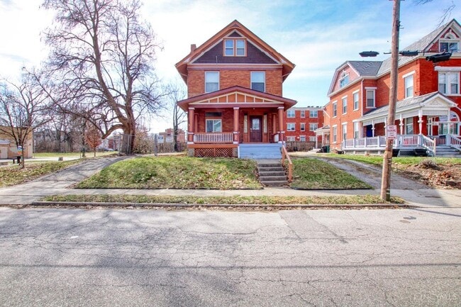 property at 1609 Ruth Ave