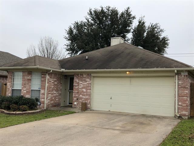 1208 Brookvalley Dr in Arlington, TX - Building Photo - Building Photo