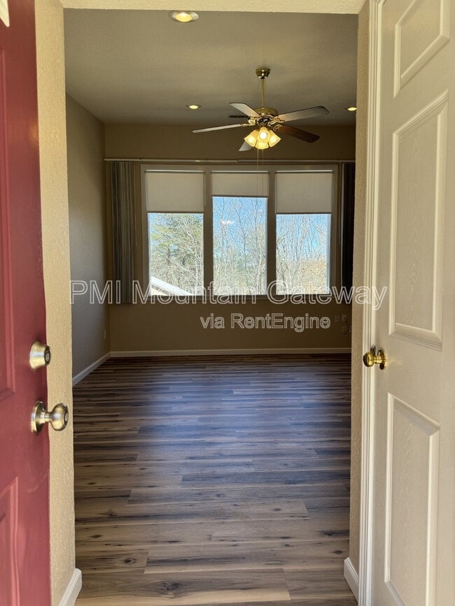131 Primrose Dr in Sautee Nacoochee, GA - Building Photo - Building Photo