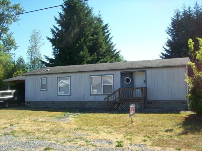 1214 G St in Centralia, WA - Building Photo - Building Photo