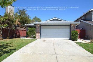 243 Madera Ct in Woodland, CA - Building Photo